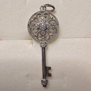 Elegant .925 Sterling Silver Key Pendant with small diamonds! Stunning!